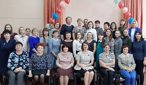 Педагоги Оренбуржья принимают поздравления